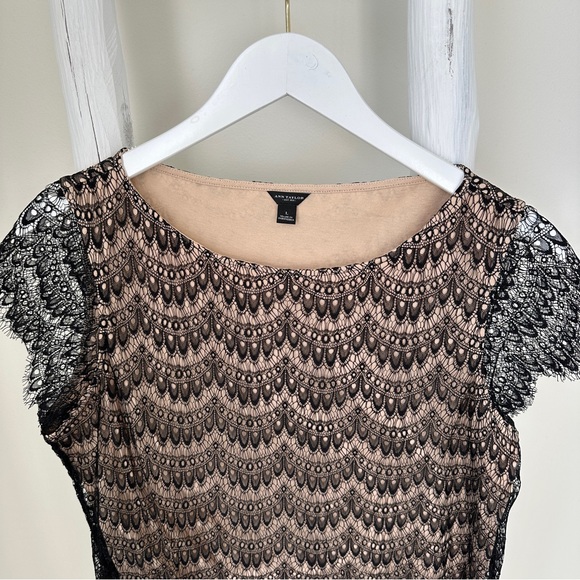 Ann Taylor Black Lace Overlay Blouse with Tan Cotton Lining Size Large - Picture 2 of 11
